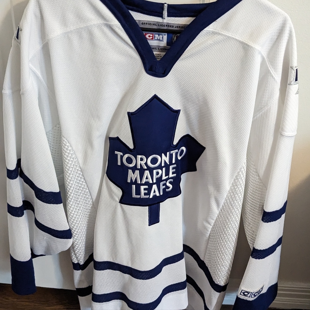 Vintage Toronto Maple Leafs Jersey
